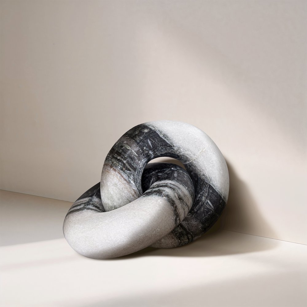 Knot Panda Marble Decorative Knot