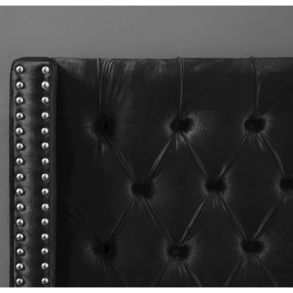 Aiden Black Velvet Full Bed