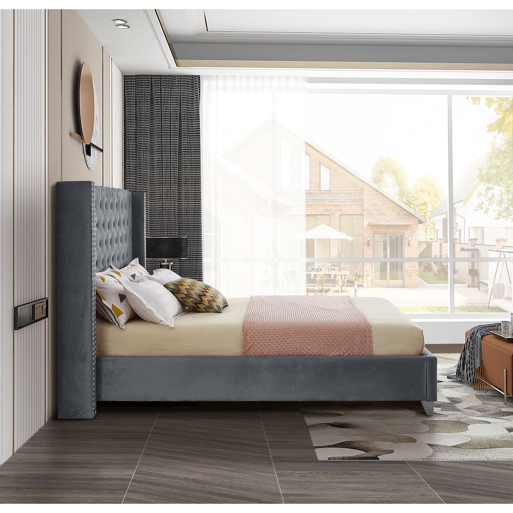 Aiden Grey Velvet Full Bed