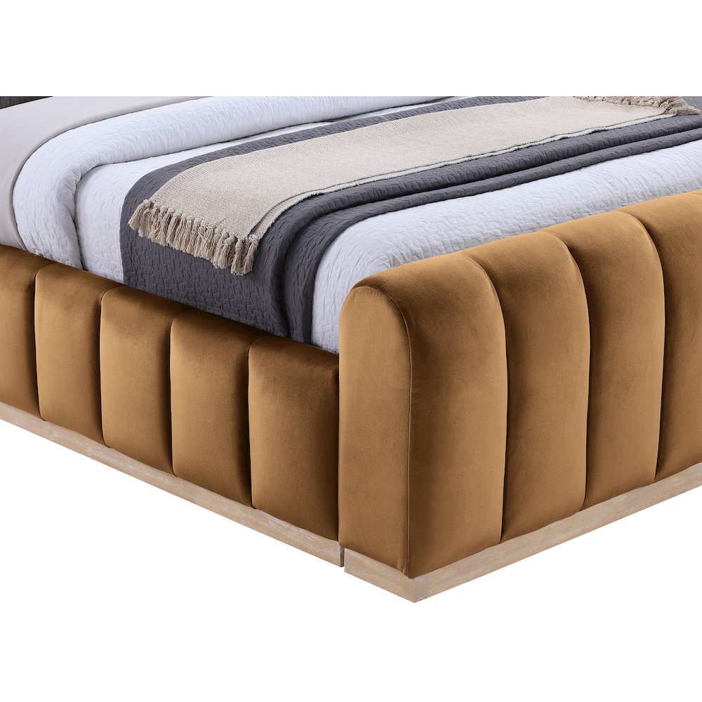 Amara Saddle Velvet Upholstered Queen Bed