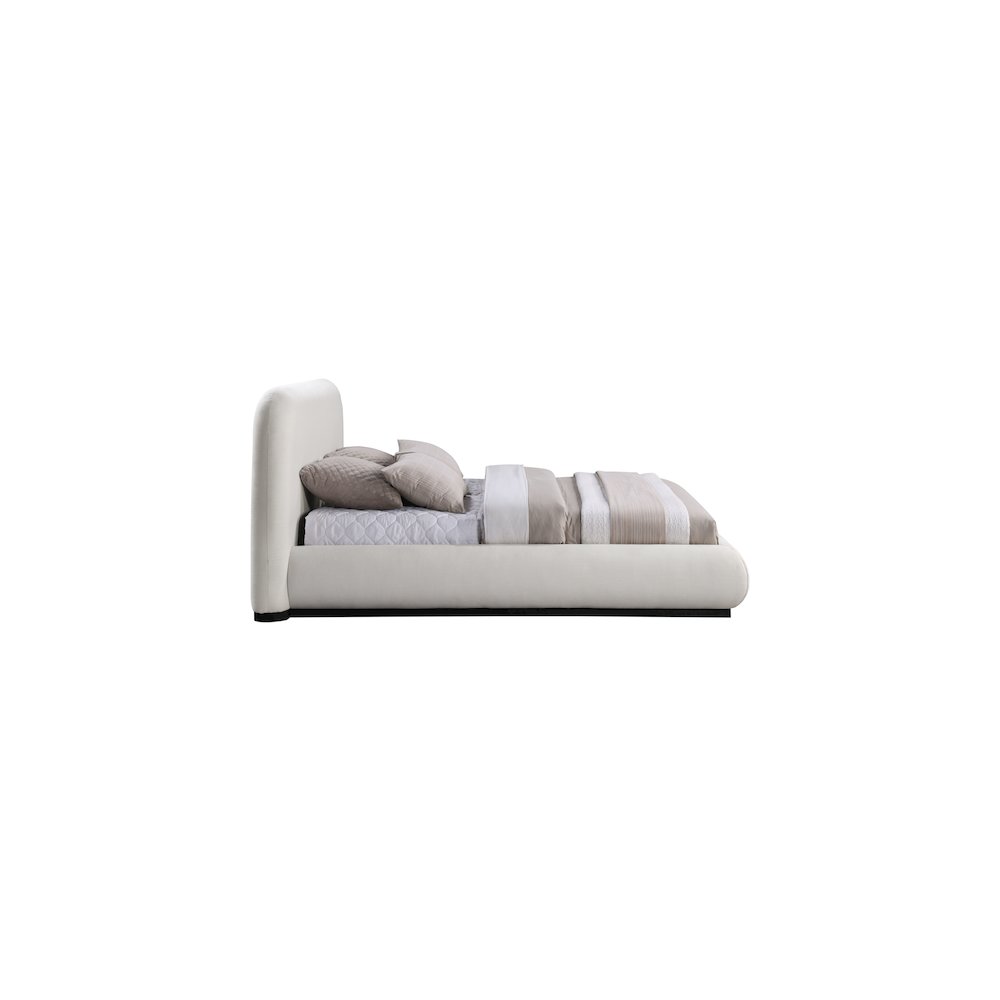 Vaughn Cream King Bed