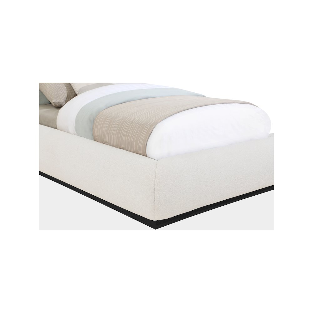 Vaughn Cream Twin Bed