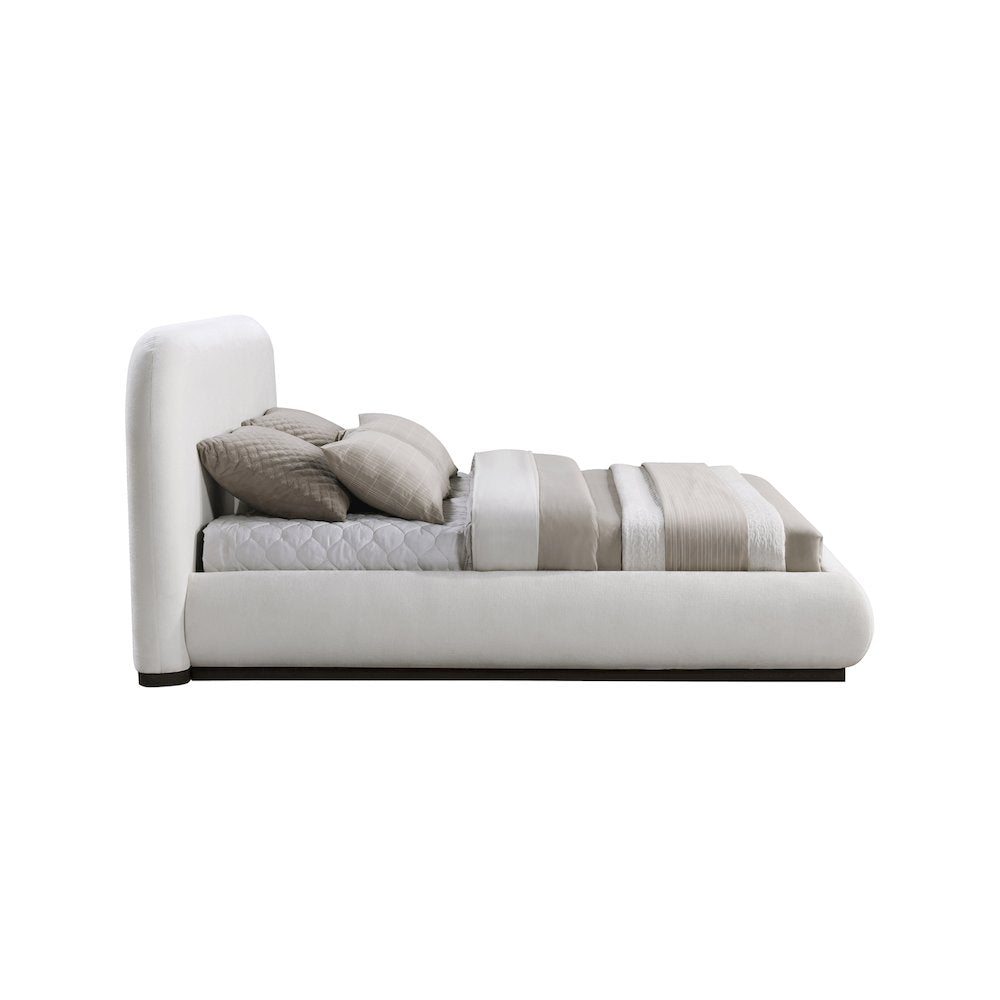 Vaughn Cream Queen Bed