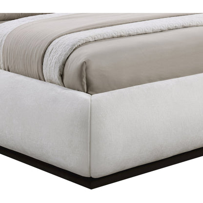 Vaughn Cream Queen Bed