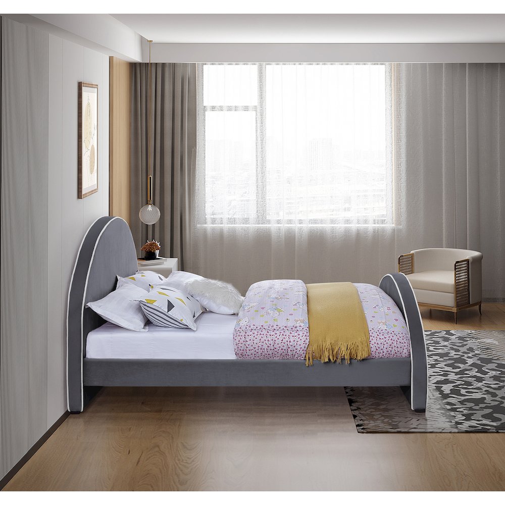 Brody Grey Velvet Full Bed