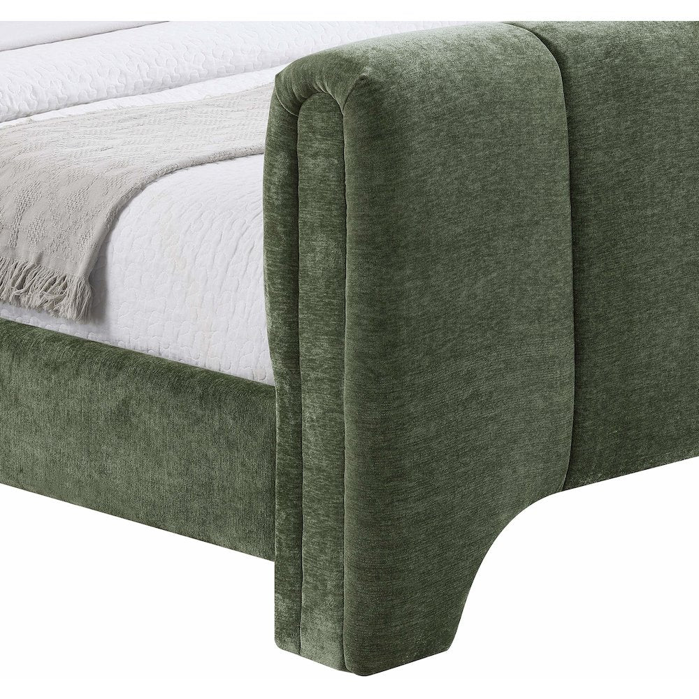 Camila Green Chenille Fabric Full Bed