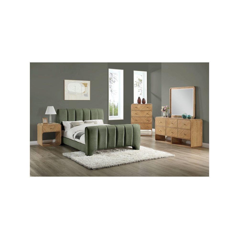 Camila Green Chenille Fabric Full Bed