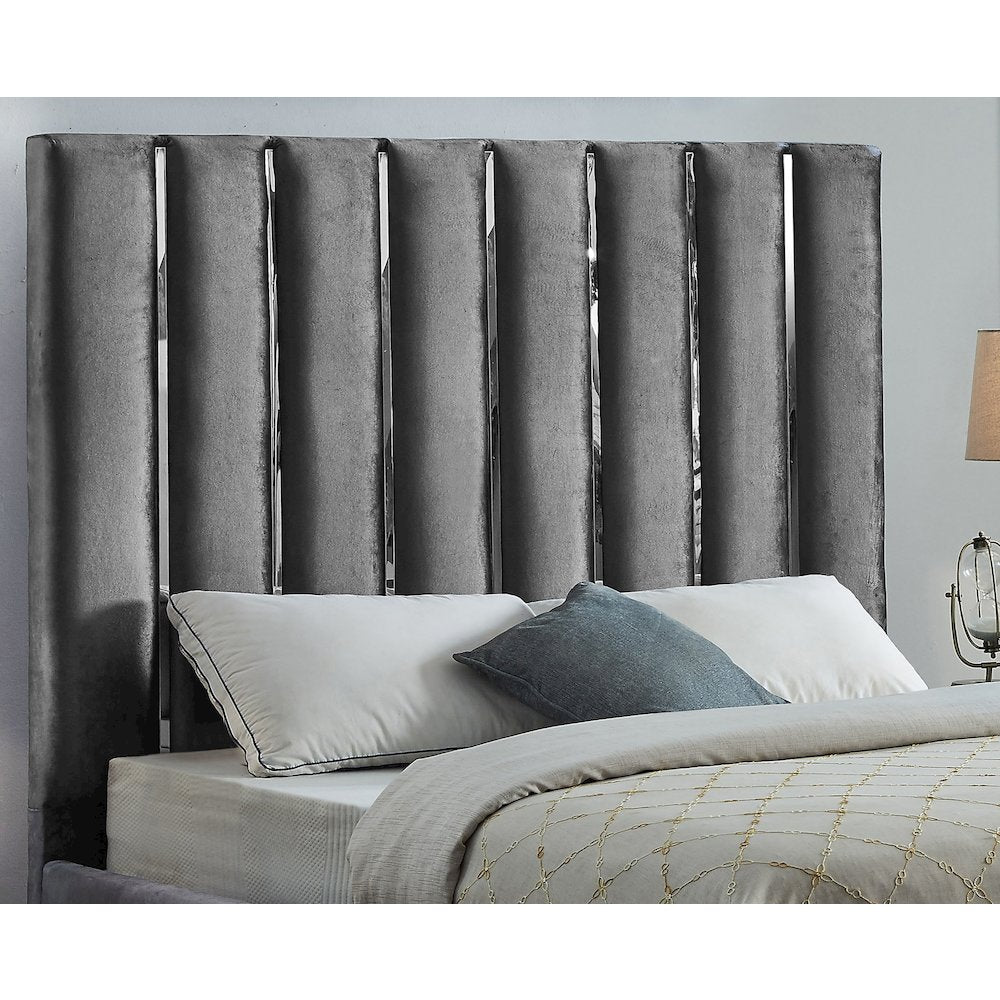 Enzo Grey Velvet Queen Bed