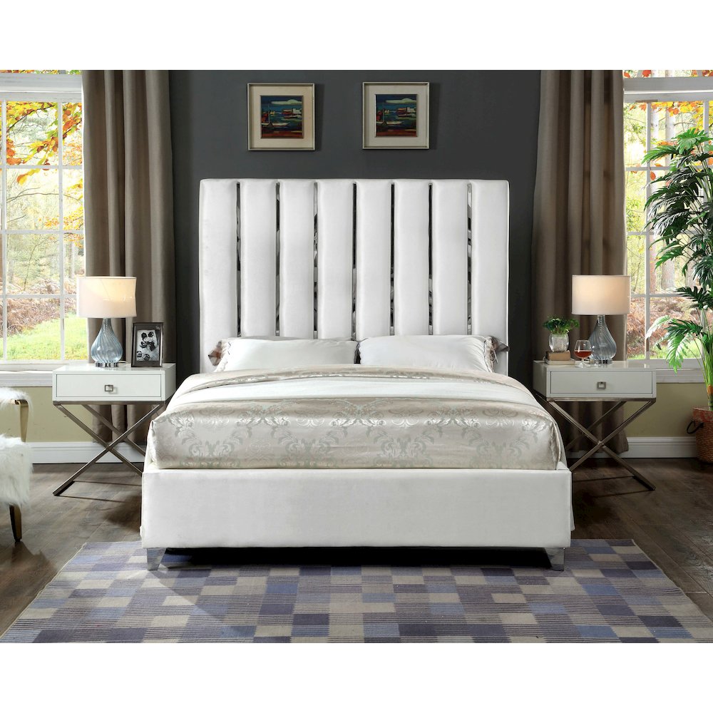 Enzo White Velvet Queen Bed