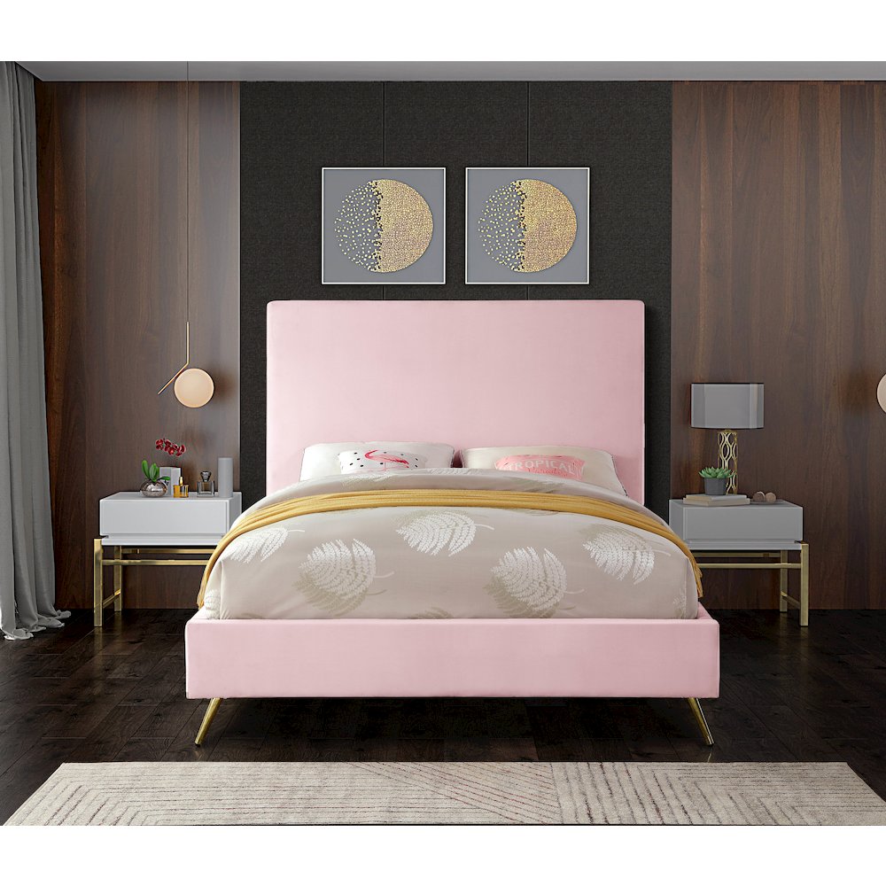 Jasmine Pink Velvet Full Bed