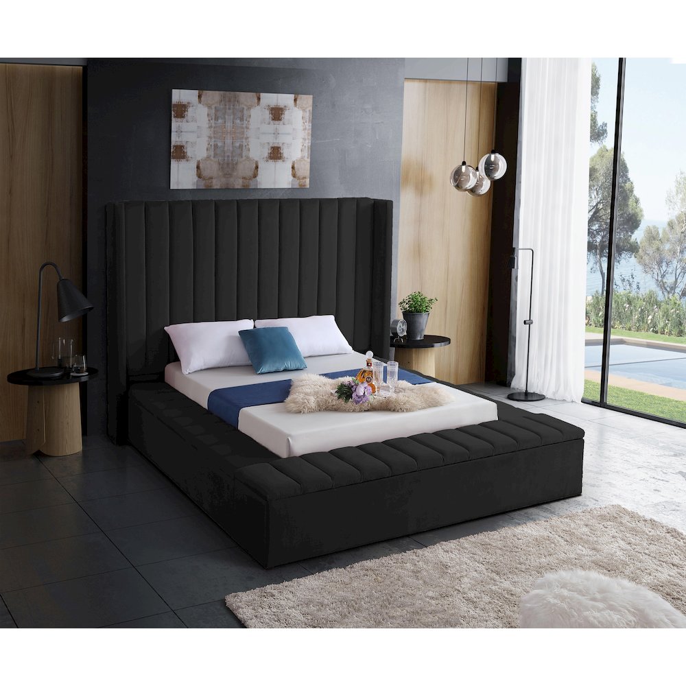 Kiki Black Velvet Full Bed