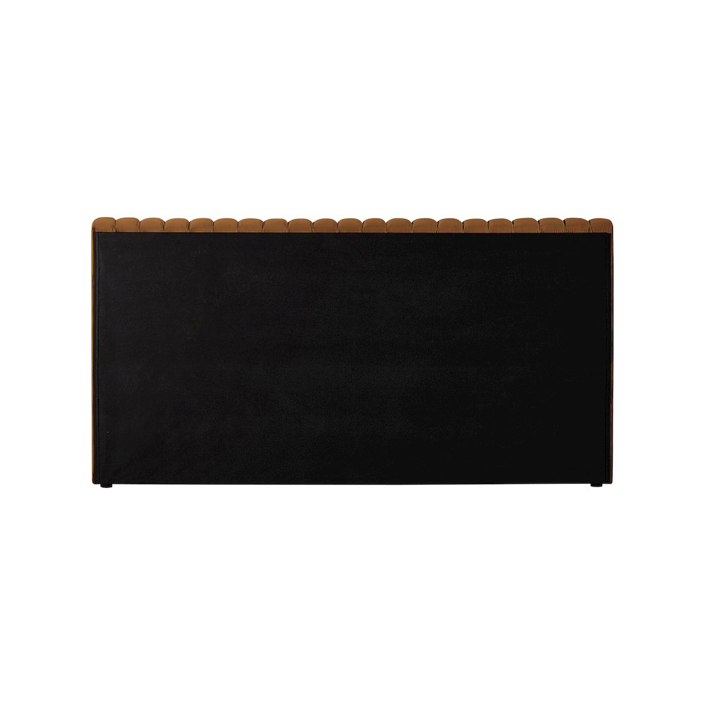 Nico Saddle Velvet Full Bed