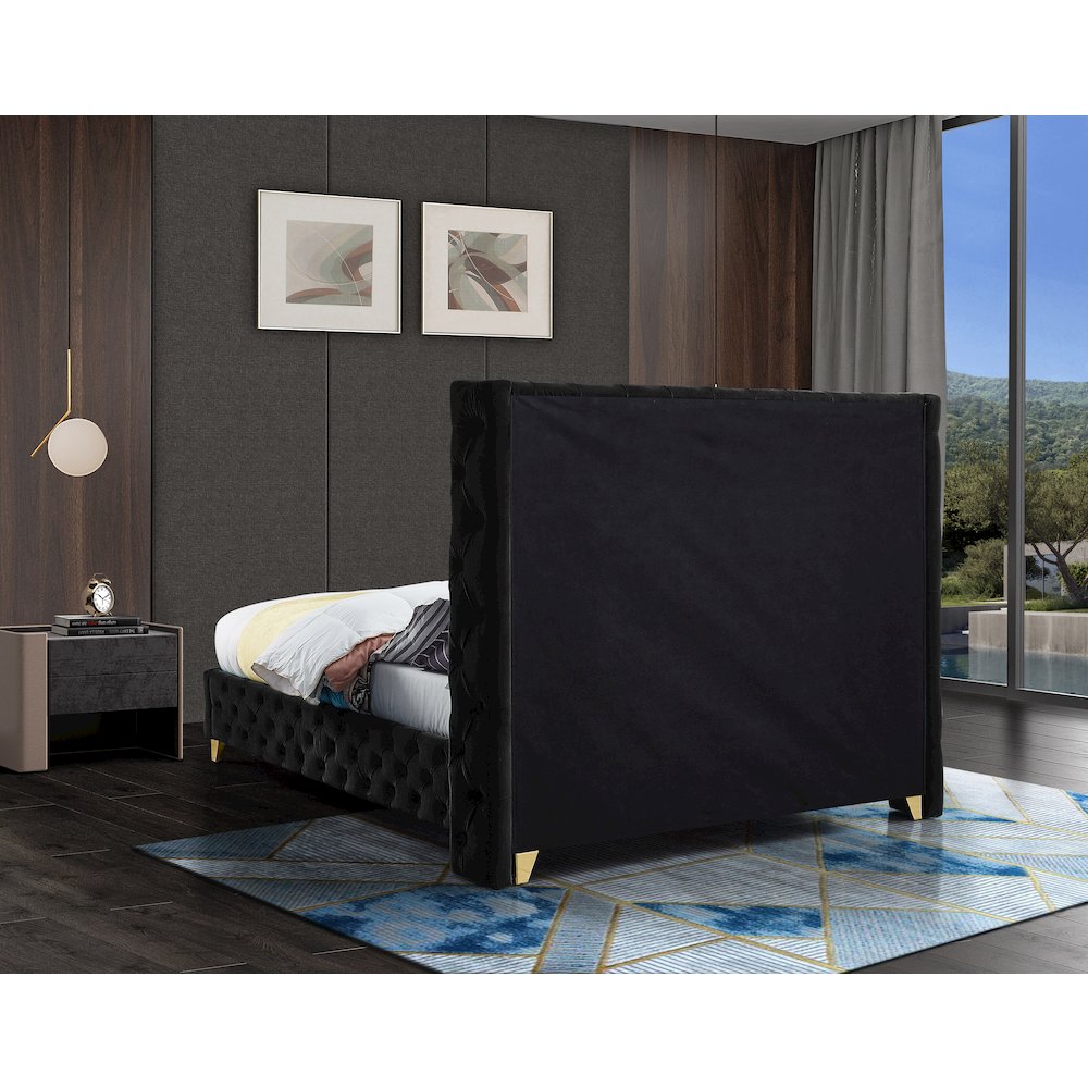 Savan Black Velvet Queen Bed