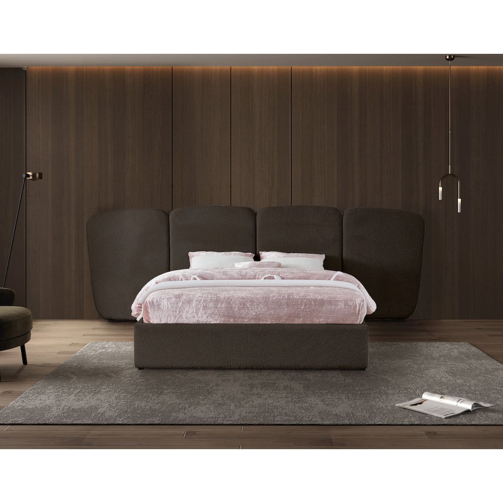 Shiloh Brown Boucle Fabric King Bed