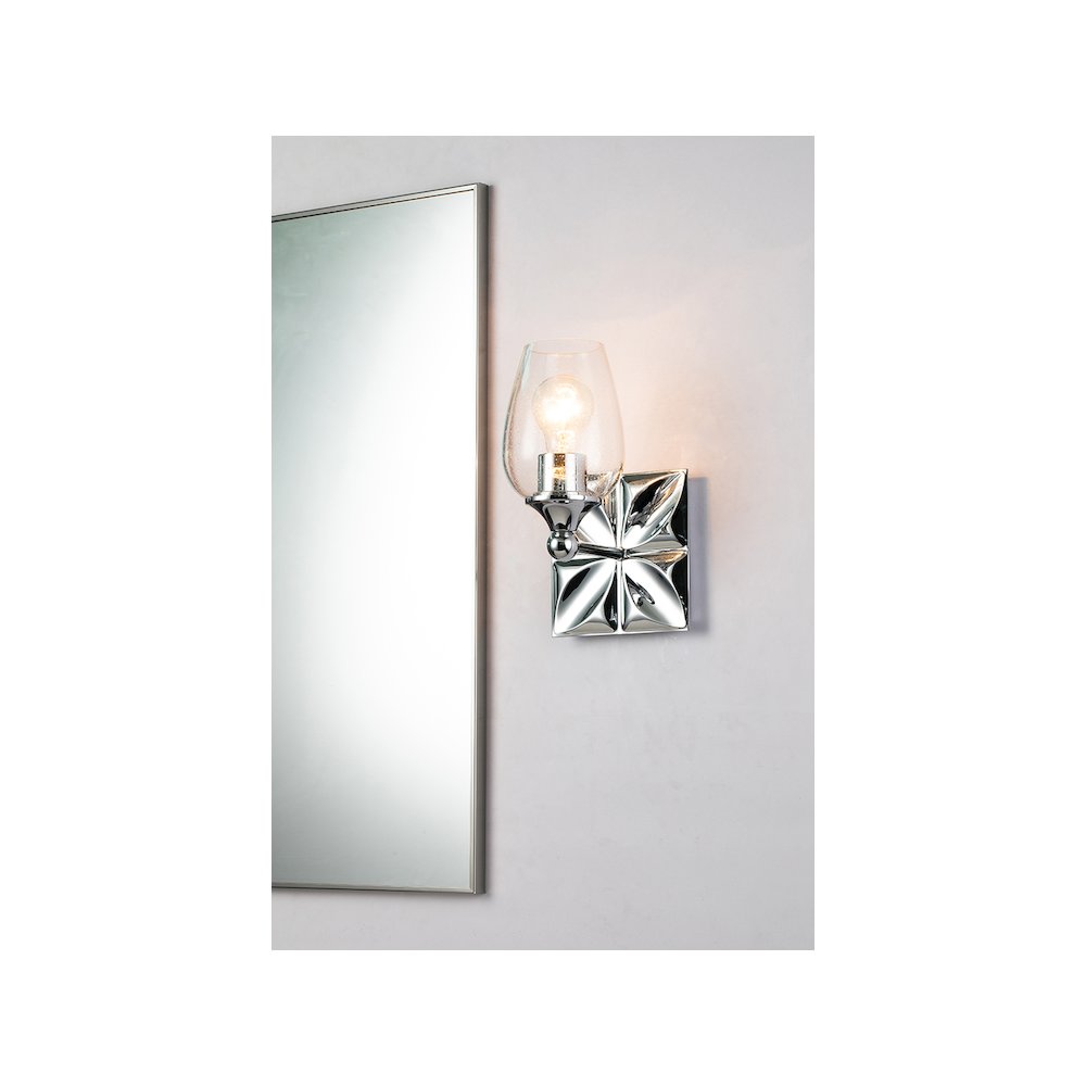 Epsilon Modern 1 Light Wall Sconce in Polished Chrome
