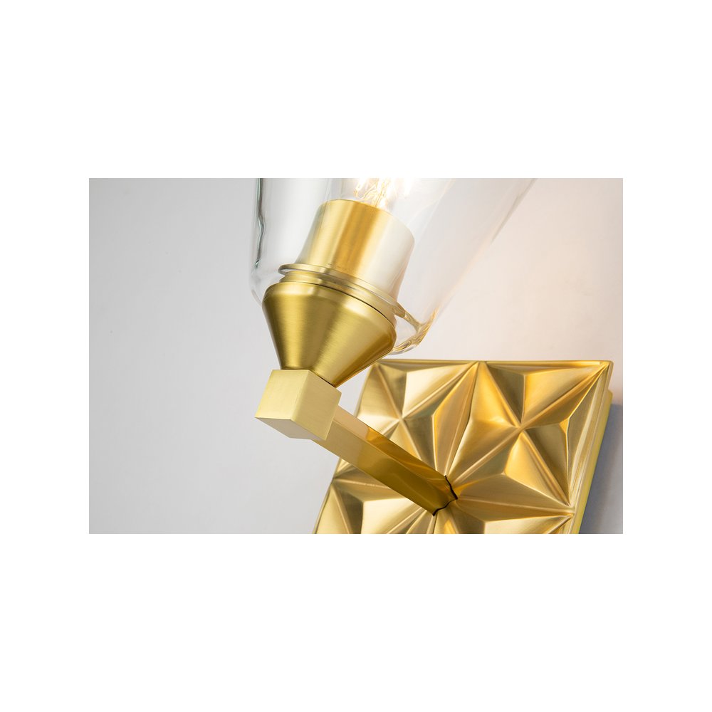 Alpha 1 Light Wall Sconce With Glass in Aged Gold Brass
