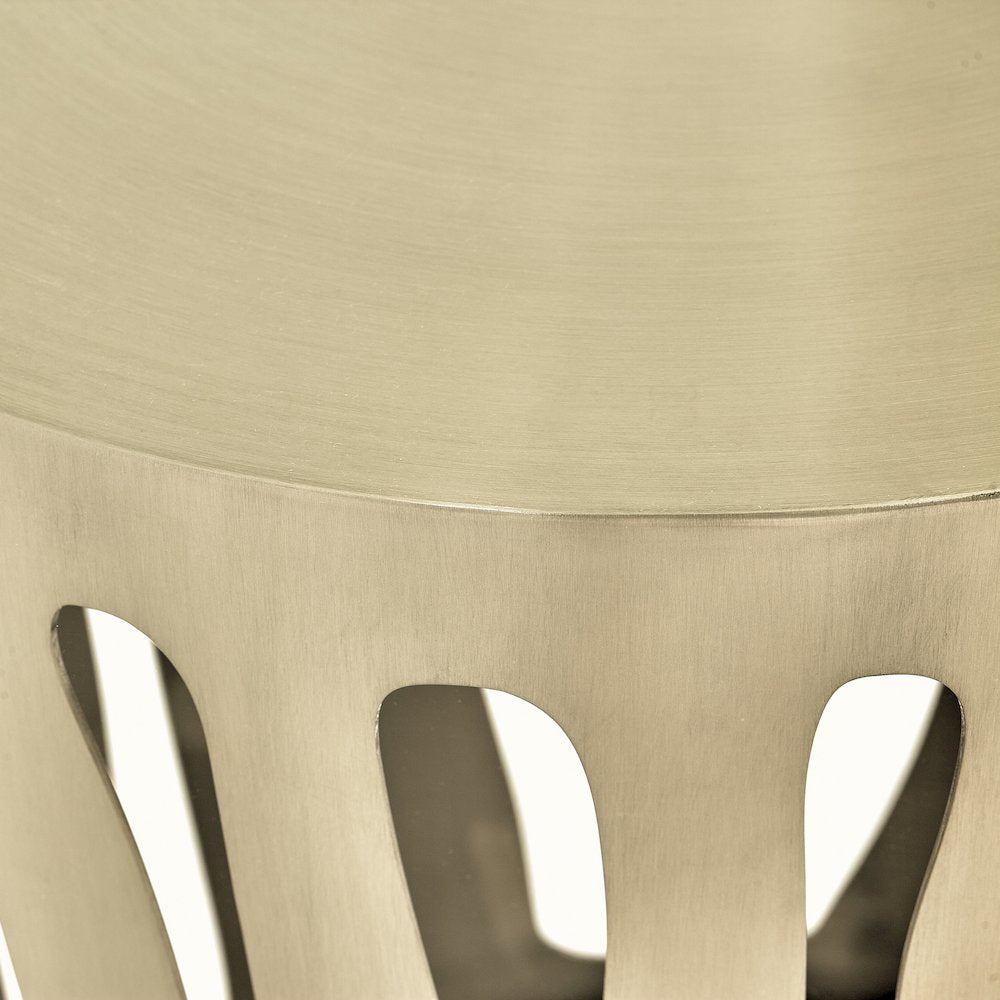 La Rachelle Round Dining Table - Chardonnay