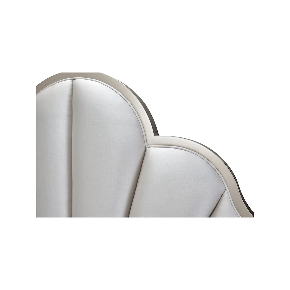 Malibu Crest Cal. King Scalloped Panel Bed - Chardonnay