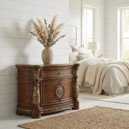 Villa Valencia Bachelor's Chest - Classic Chestnut
