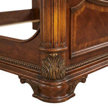 Villa Valencia Eastern King Poster Bed - Classic Chestnut