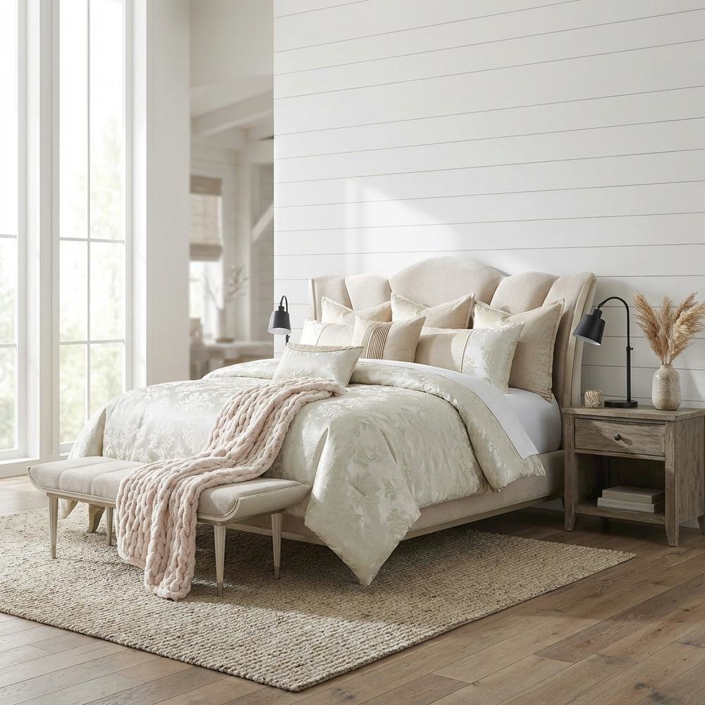 Riley 7-Piece Queen Comforter Set - Ivory