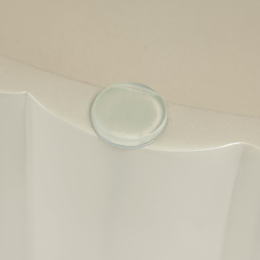 Malibu Crest Round Dining Table - Chardonnay