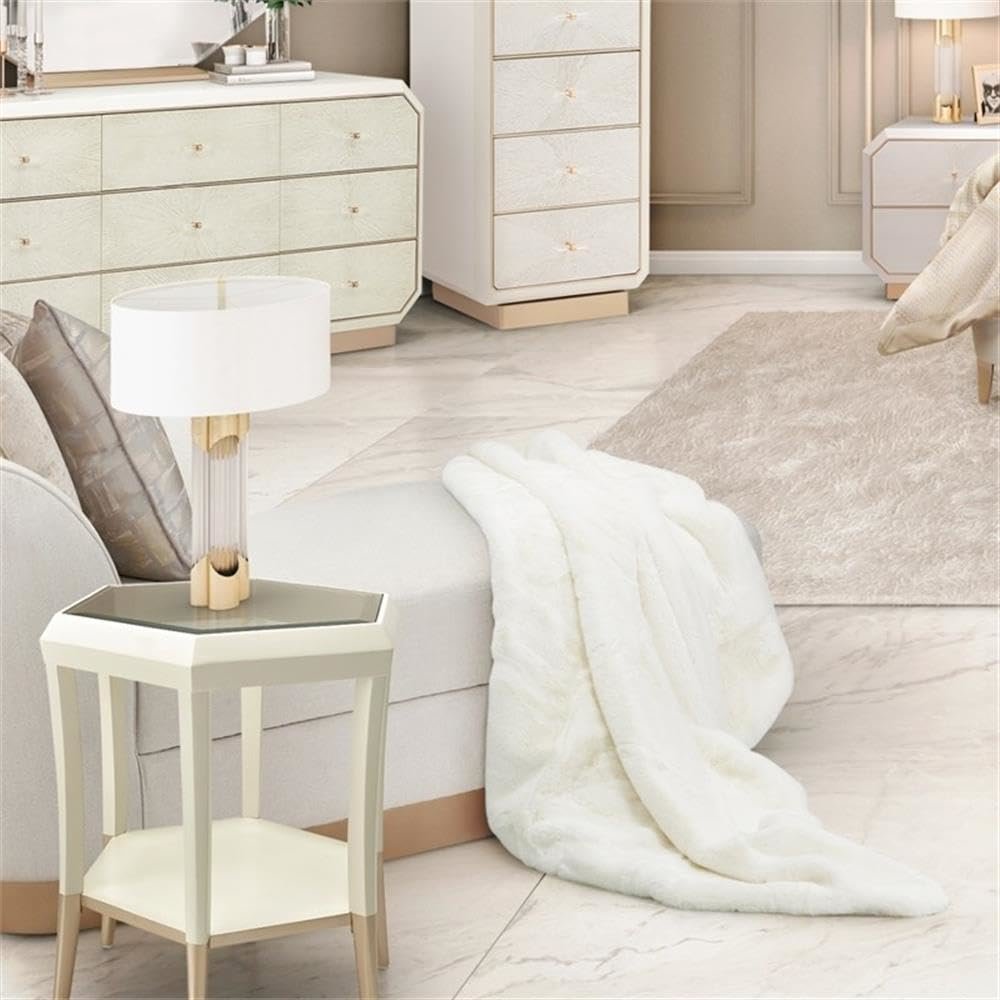 Hopps 54"x72" Faux-Fur Throw - Cloud