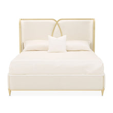 Scotts Square Queen Bed - Light Champagne