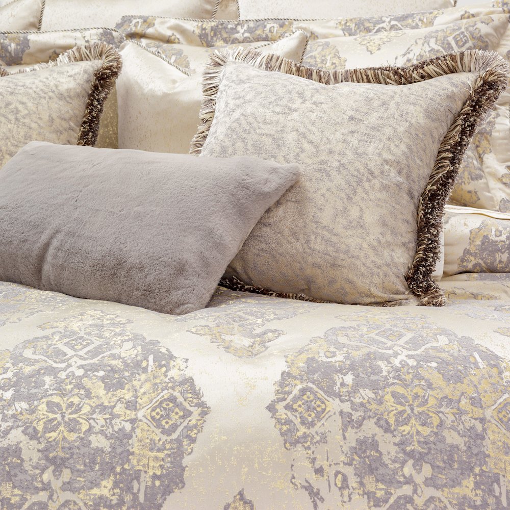 Bennett 9-Piece Queen Comforter Set - Champagne