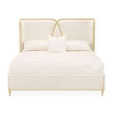 Scotts Square Cal. King Bed - Light Champagne