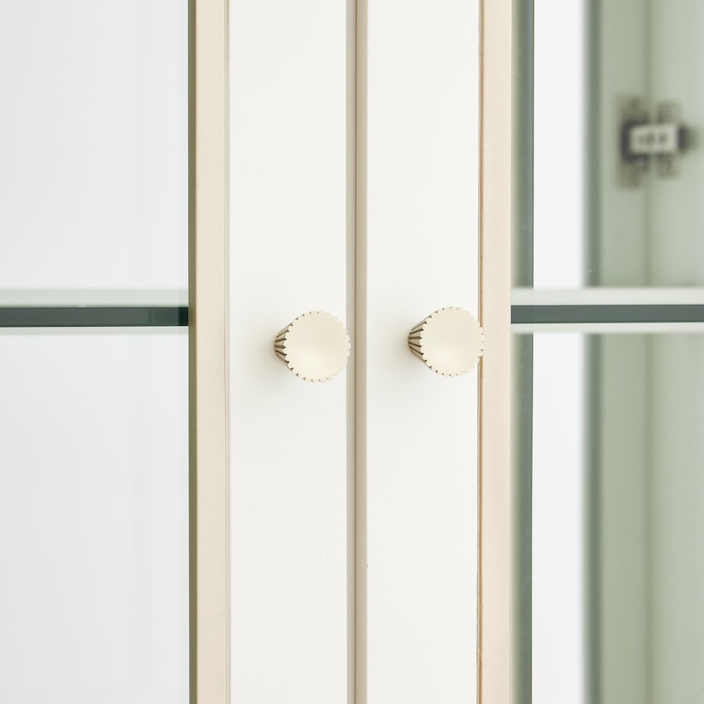 La Marisia Display Cabinet - Creamy Pearl