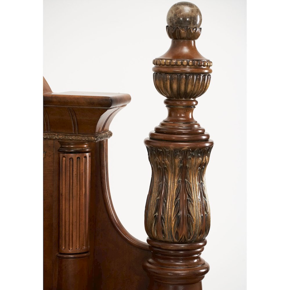 Villa Valencia Eastern King Poster Bed - Classic Chestnut