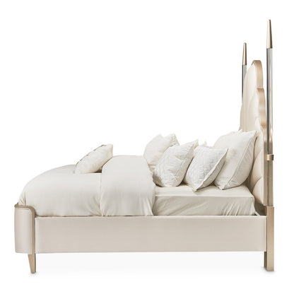 Malibu Crest Queen Scalloped Poster Bed - Chardonnay