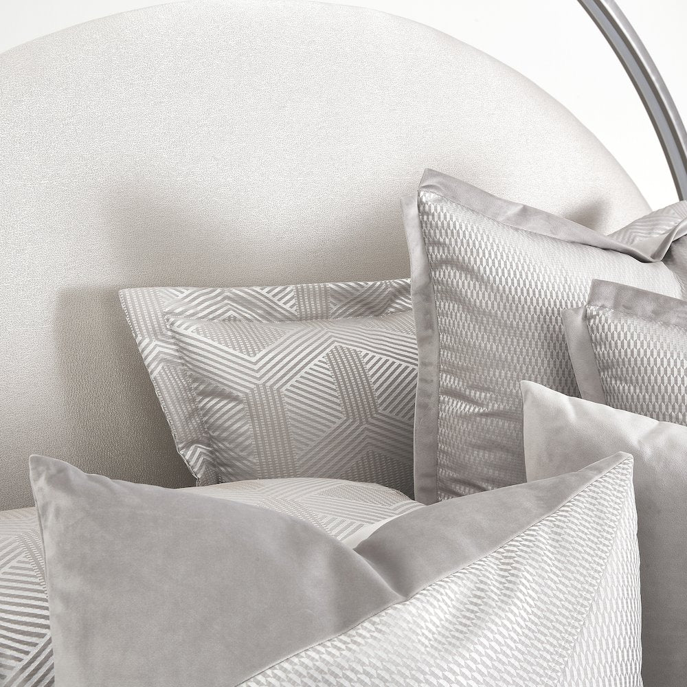 Nouveau 10-Piece King Duvet Set - Dove