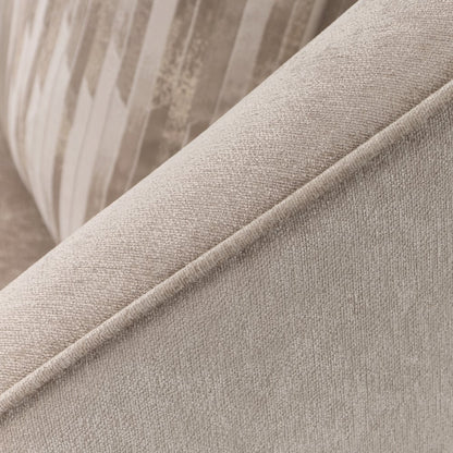 La Rachelle Swivel Accent Chair - Lustre/Champagne