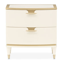 La Terrazza Nightstand - Creamy Pearl