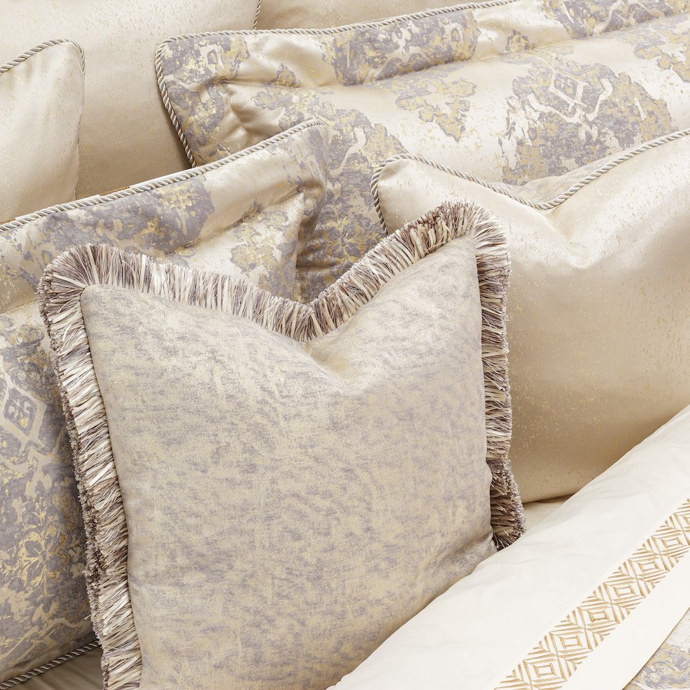 Bennett 10-Piece King Comforter Set - Champagne