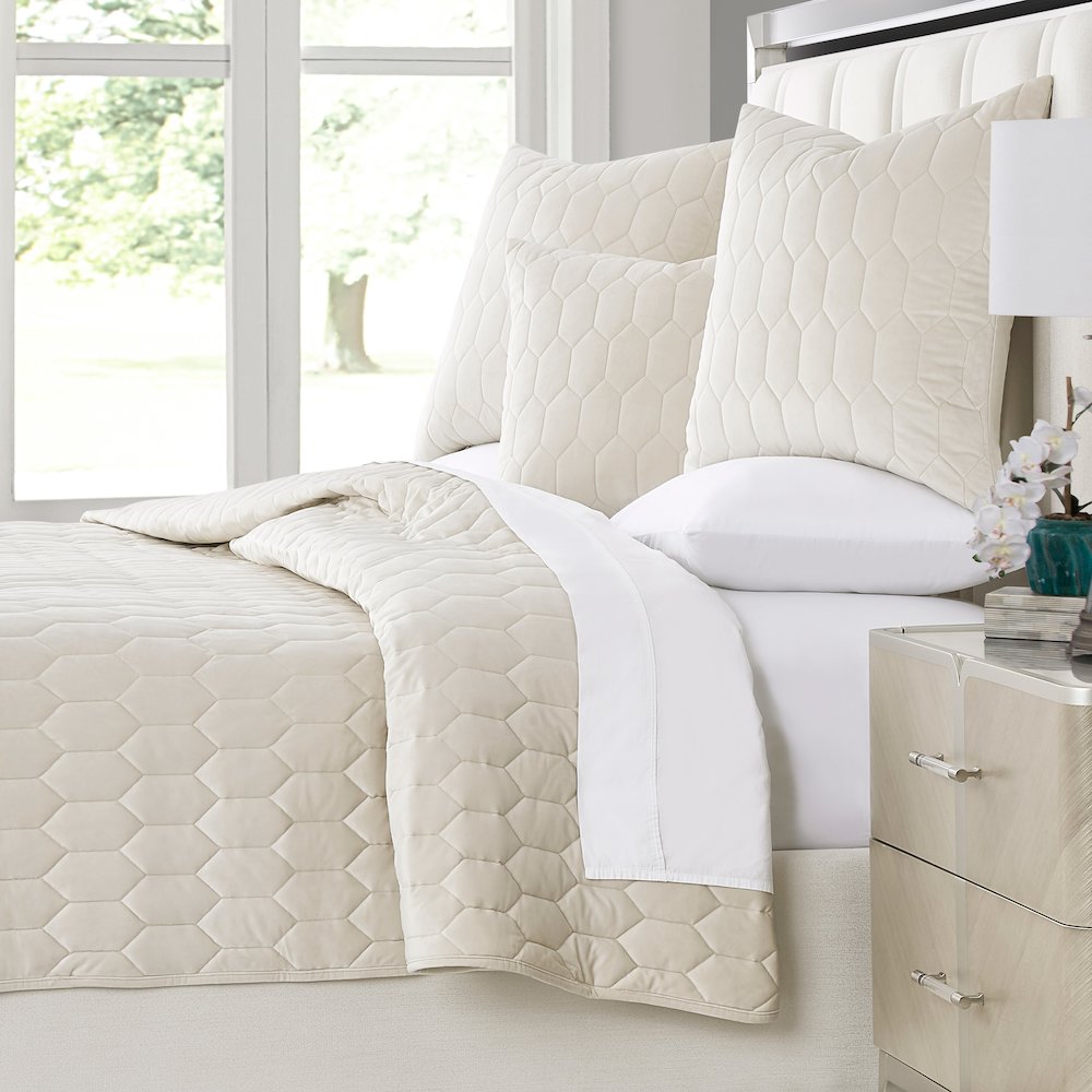 Niagara 4-Piece King Quilt Set - Sand