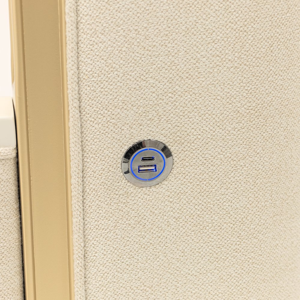 Scotts Square Queen Bed - Light Champagne