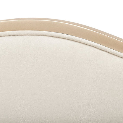 Malibu Crest Cal. King Curved Panel Bed - Chardonnay
