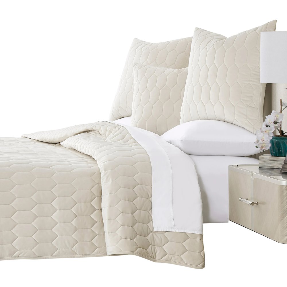 Niagara 3-Piece Queen Quilt Set - Sand
