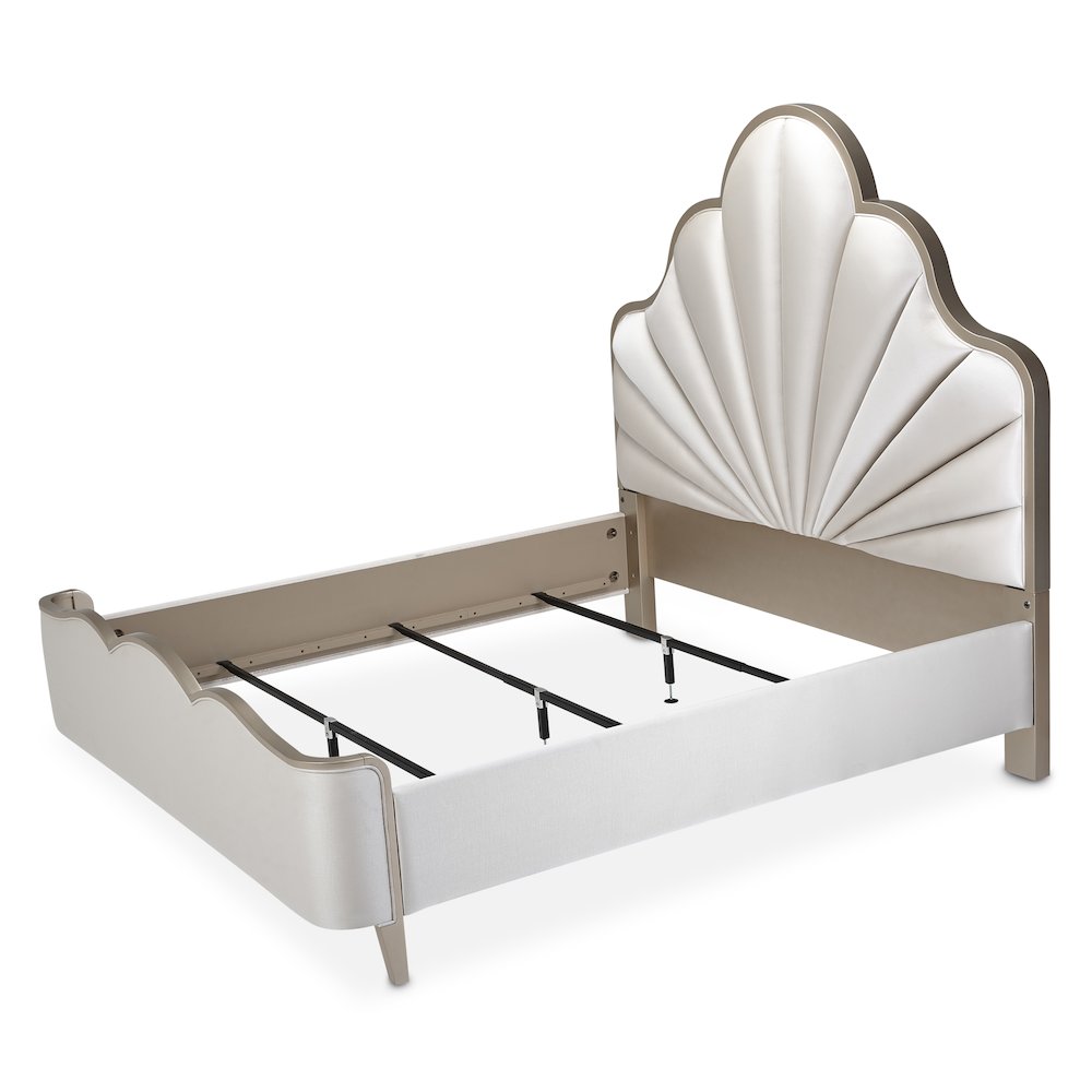 Malibu Crest Cal. King Scalloped Panel Bed - Chardonnay