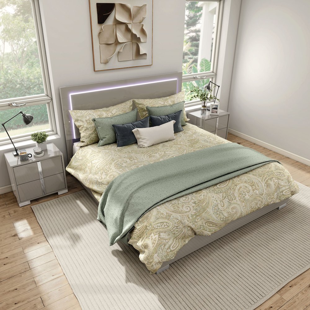 Jiar Modern 3-Piece Panel Bed and 2-Nightstand Bedroom Set