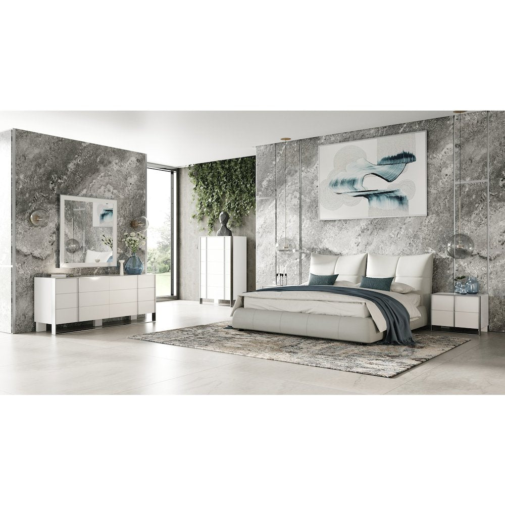 Modrest Patrick - Queen Modern Light Grey Leather Bed