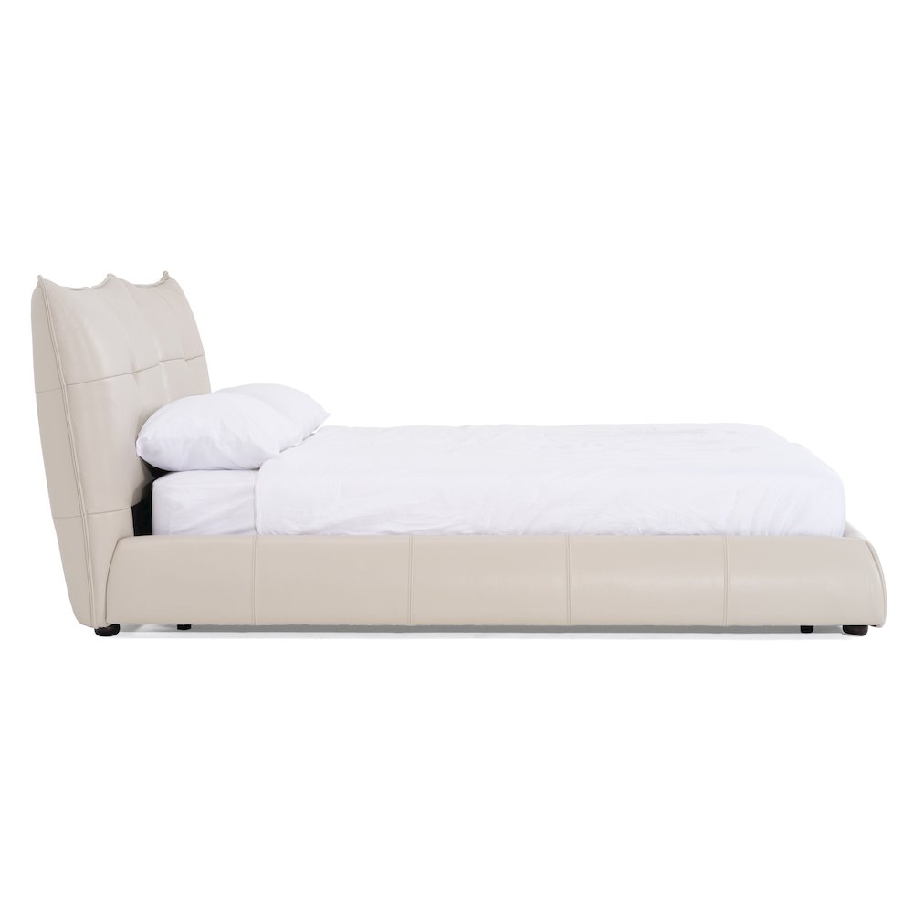 Modrest Patrick - Queen Modern Light Grey Leather Bed
