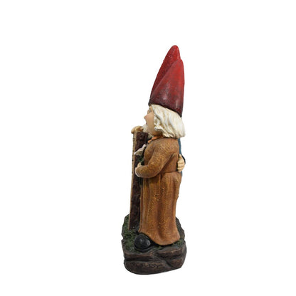 Robert & Sofia Standing Gnome Couple with Welcome Sign