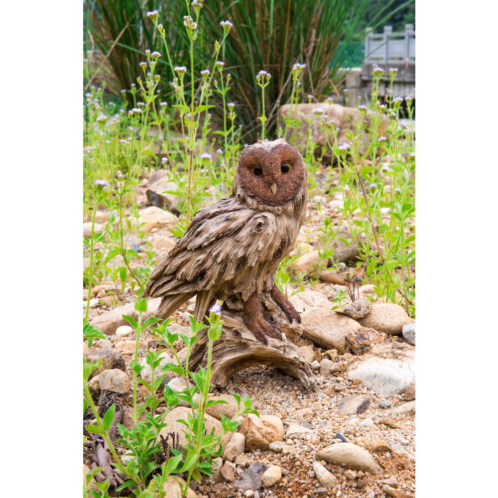 Driftwood Barn Owl On Stump Statue