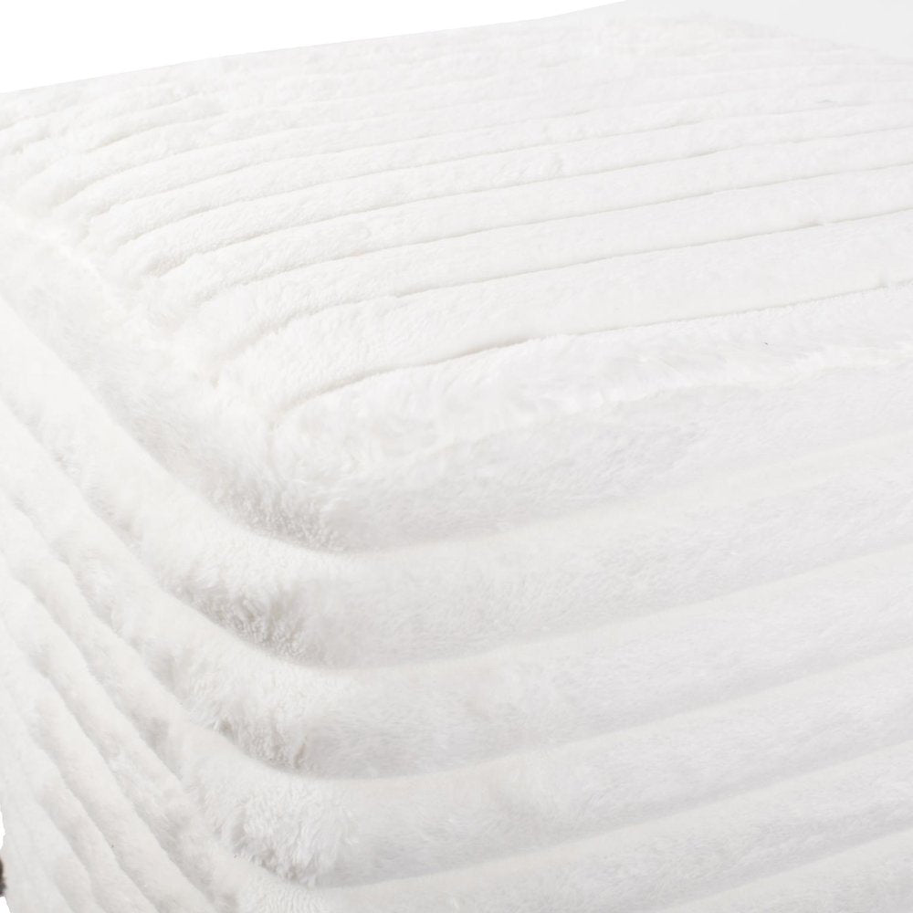 Universal Bench Shar Pei White