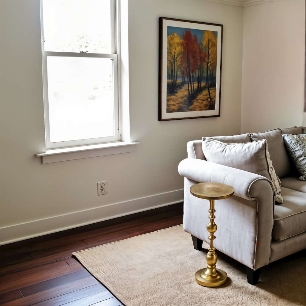 Elegant Gold Pedestal Side Table for Cocktails or Drinks - Modern Accent