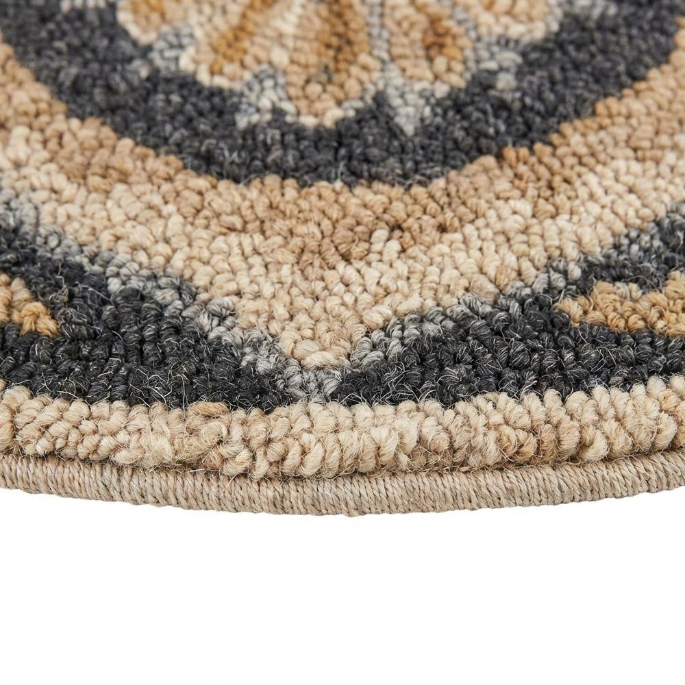 Round Indoor Area Rug With Black And Ivory Design, Classic Style For Living Room